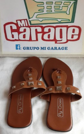 CHATITAS MUJER NUMERO 37  $ 75