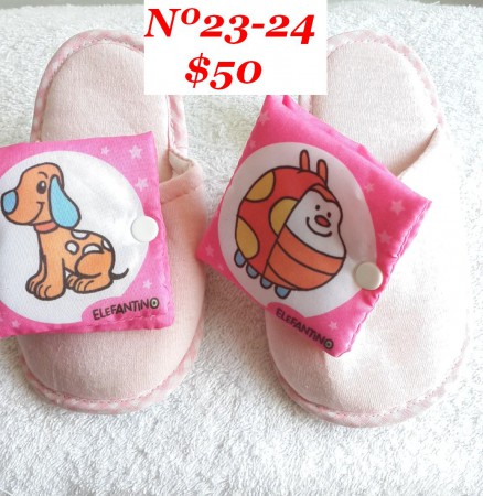 PANTUFLITAS CON LIBRITO NUEVAS Nº 23-24  $50